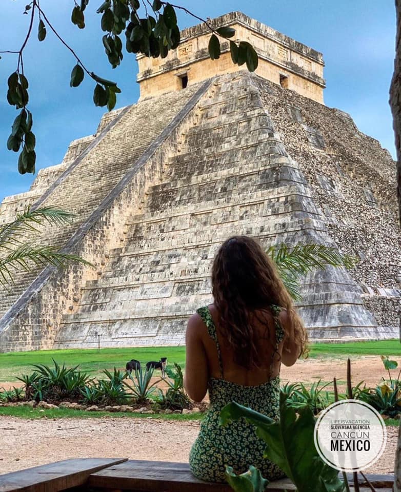 CHICHEN ITZA - DELUX 2 CENOTES