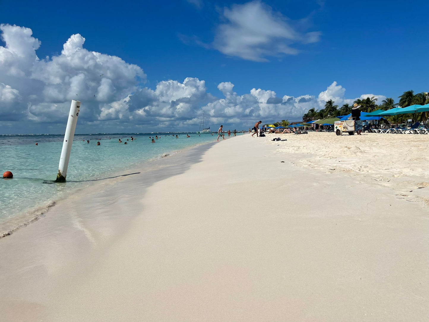 ISLA MUJERES CATAMARAN