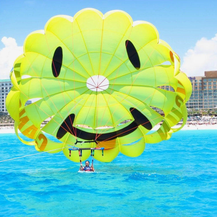 PARACHUTE PANORAMICO CANCUN