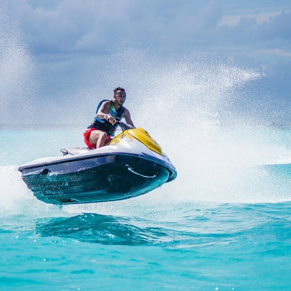 WAVE RUNNER (SKI JET) CANCUN