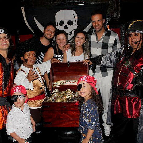 CAPITAN HOOK