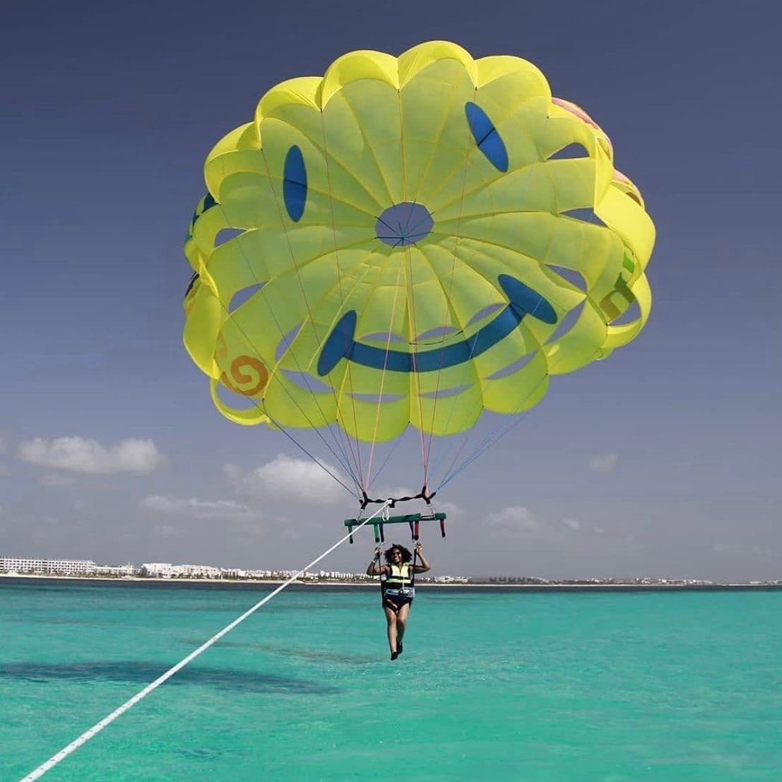 PARACHUTE PANORAMICO CANCUN