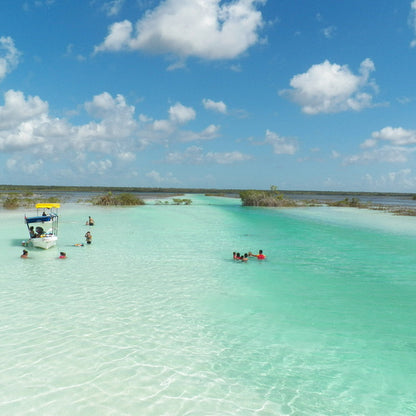 LAGUNA BACALAR